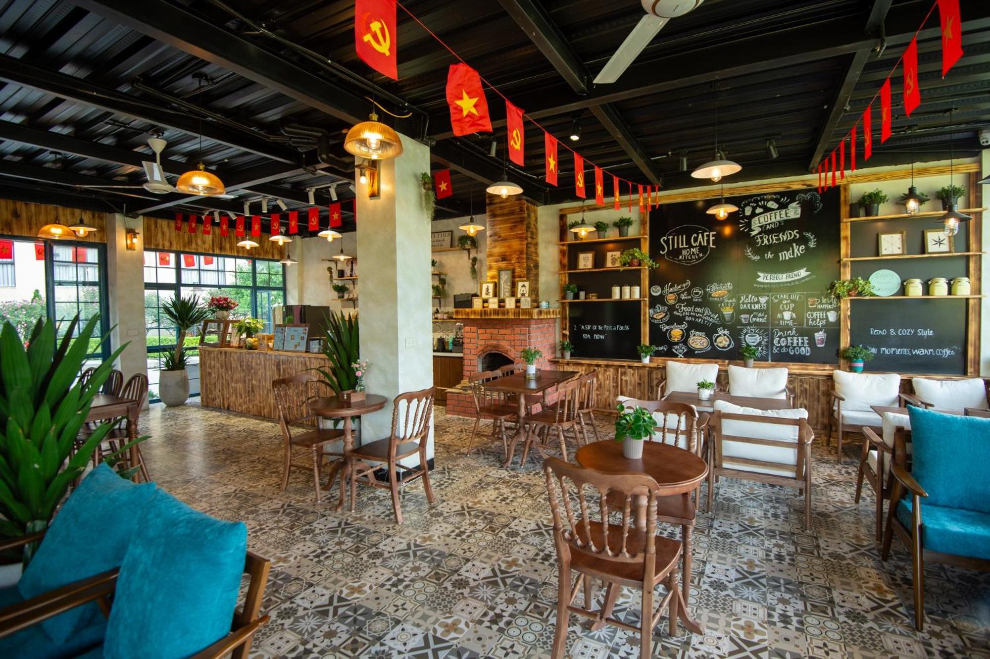Still Cafe Home Kitchen サパ エクステリア 写真