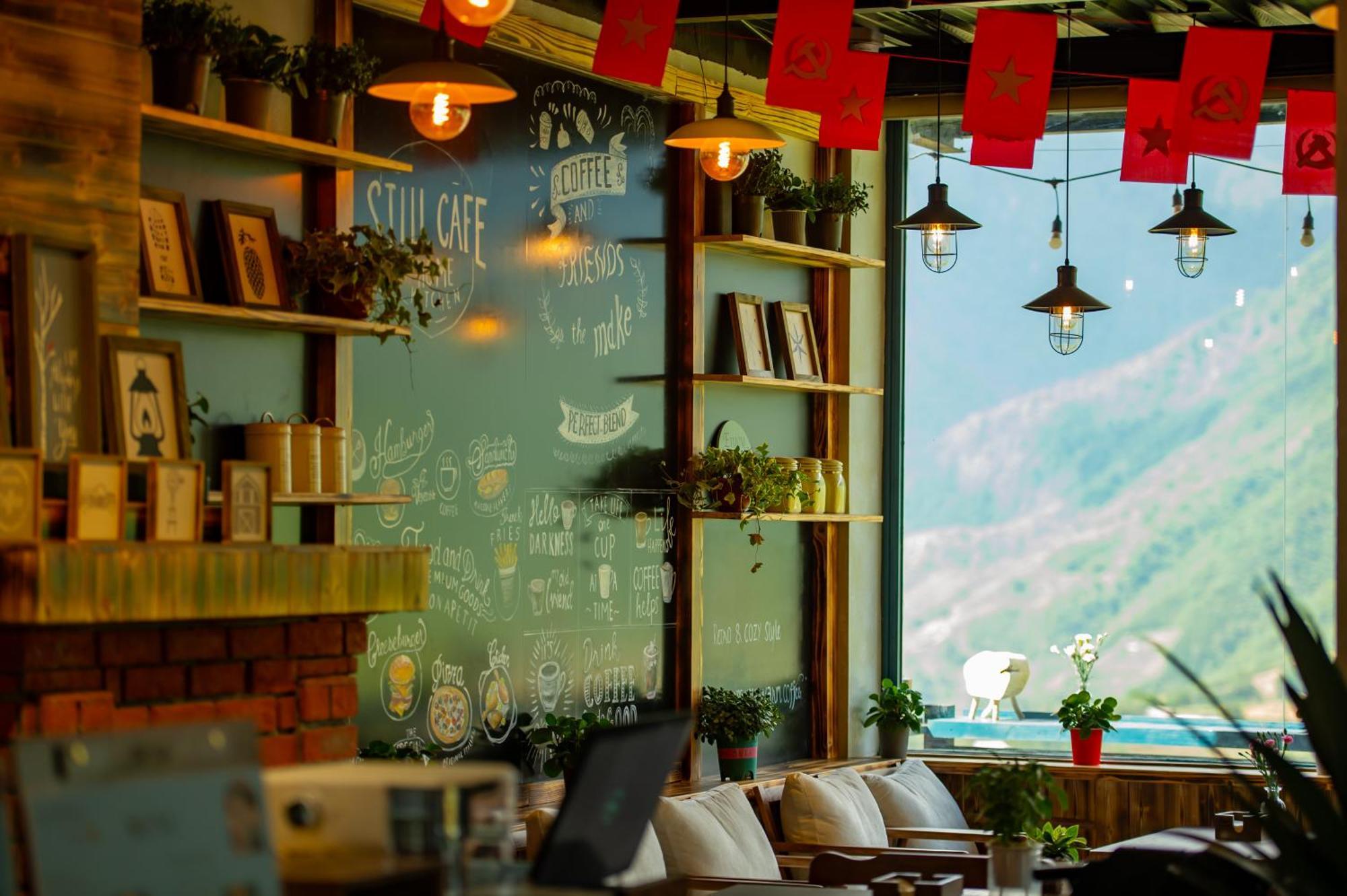 Still Cafe Home Kitchen サパ エクステリア 写真