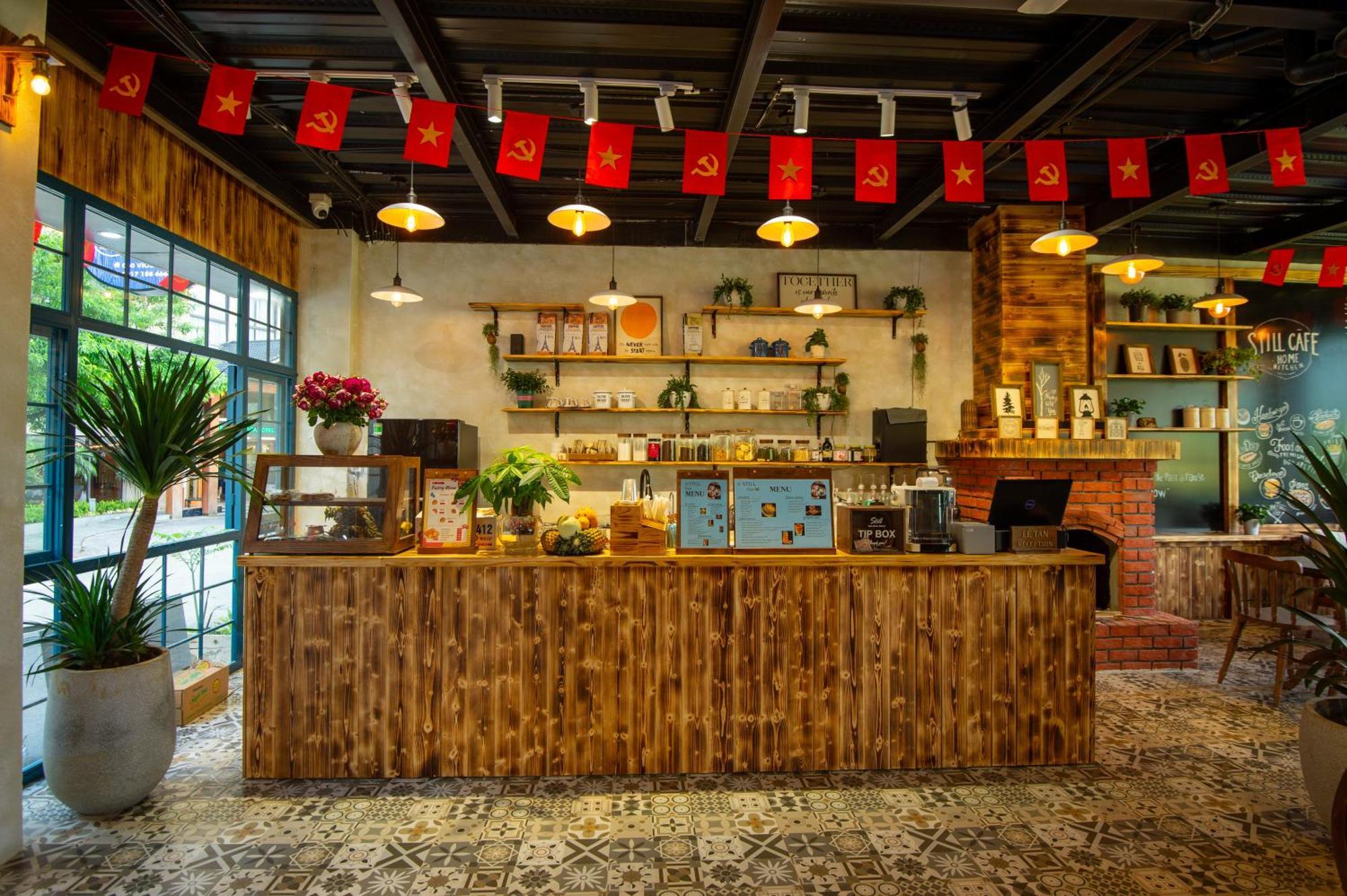 Still Cafe Home Kitchen サパ エクステリア 写真